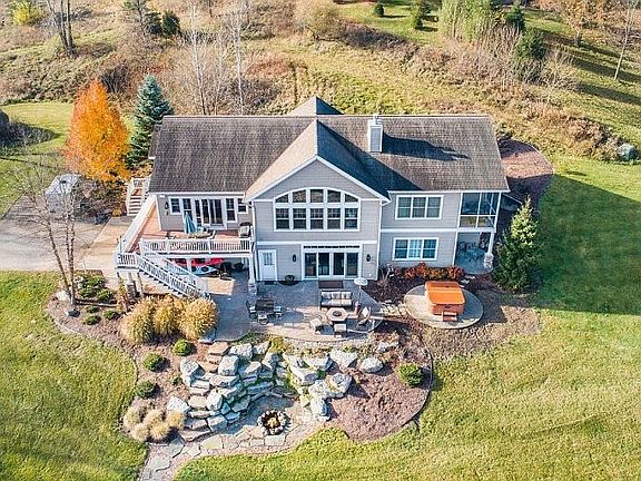 2nd image of 9873 Alaska Ct SE