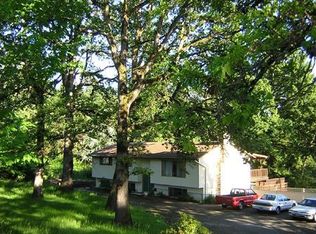 14590 Holcomb Blvd, Oregon City, OR 97045
