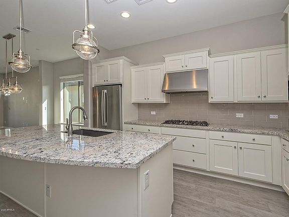 5th image of 20764 W Medlock Dr