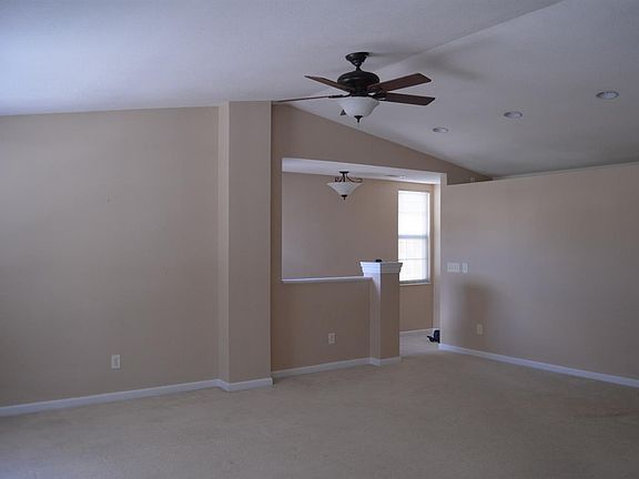 4th image of 7662 Bridgepoint Dr