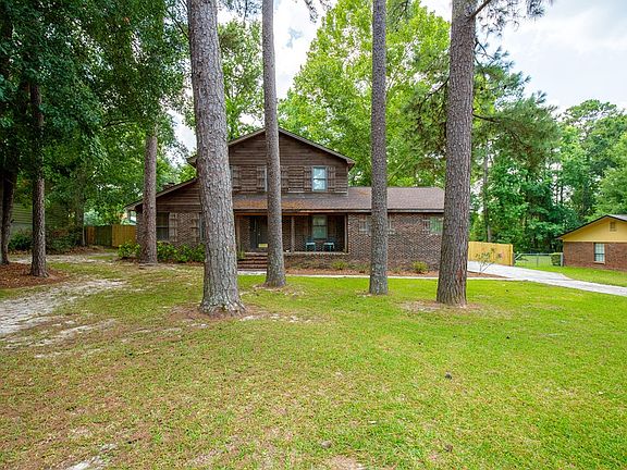 2nd image of 1919 Pinecliff Dr