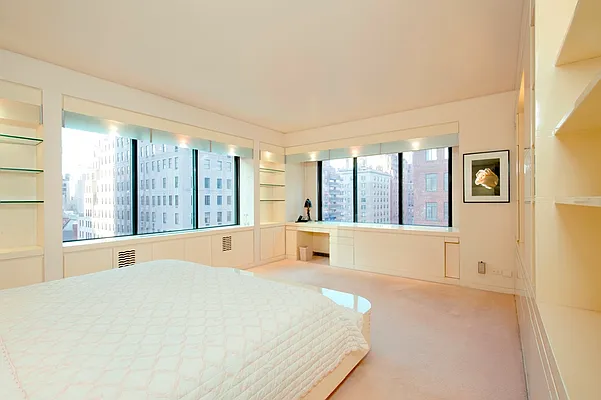 Sold by Corcoran | media 6