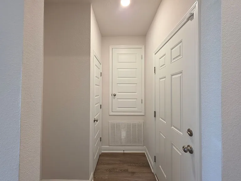 7757 Burnside Loop — Photo 33