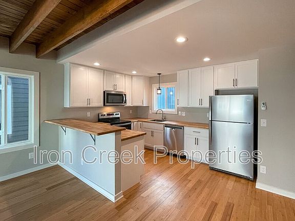 3rd image of 55 W Cascade St