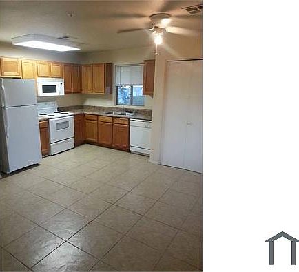 2nd image of 1021 E Pierce St APT 2
