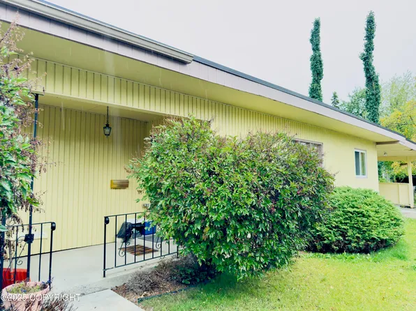 1045 P St, Anchorage, AK 99501