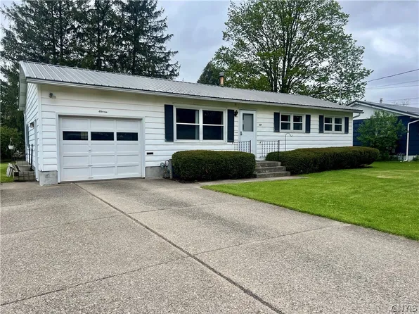 11 Meadow Dr, Homer, NY 13077