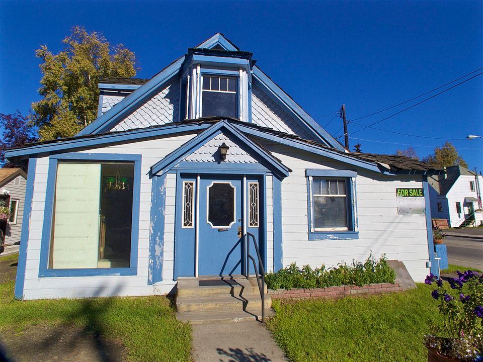 1st image of 402 7th Ave