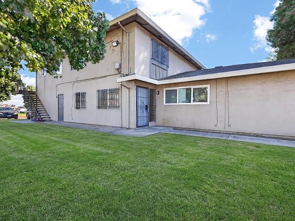 5th image of 440 E Bianchi Rd APT 2