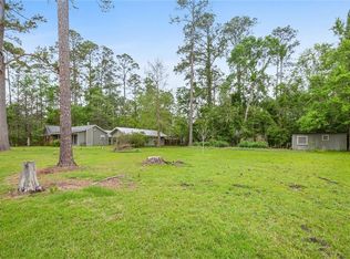 Tupelo Dr, Lacombe, LA 70445