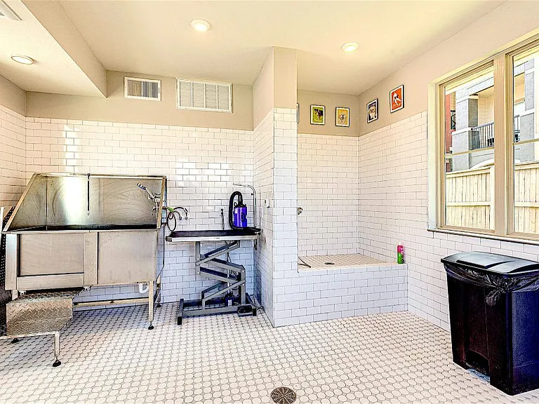 The Quadrangles on Twenty Apartments in Grand Prairie, Texas