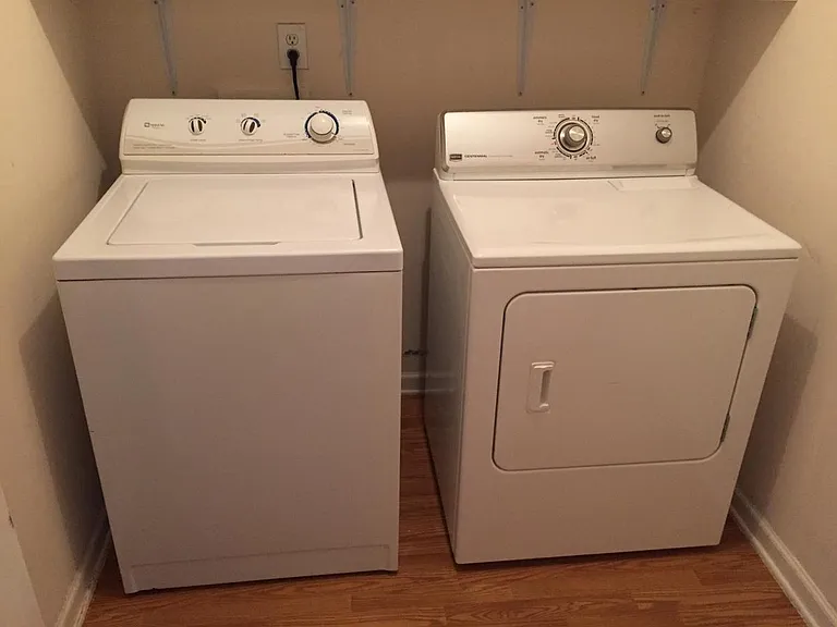 Full Size Washer & Dryer