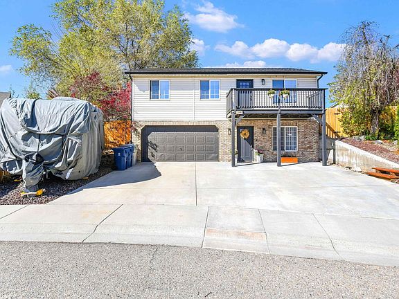 2nd image of 118 Cougar Ct