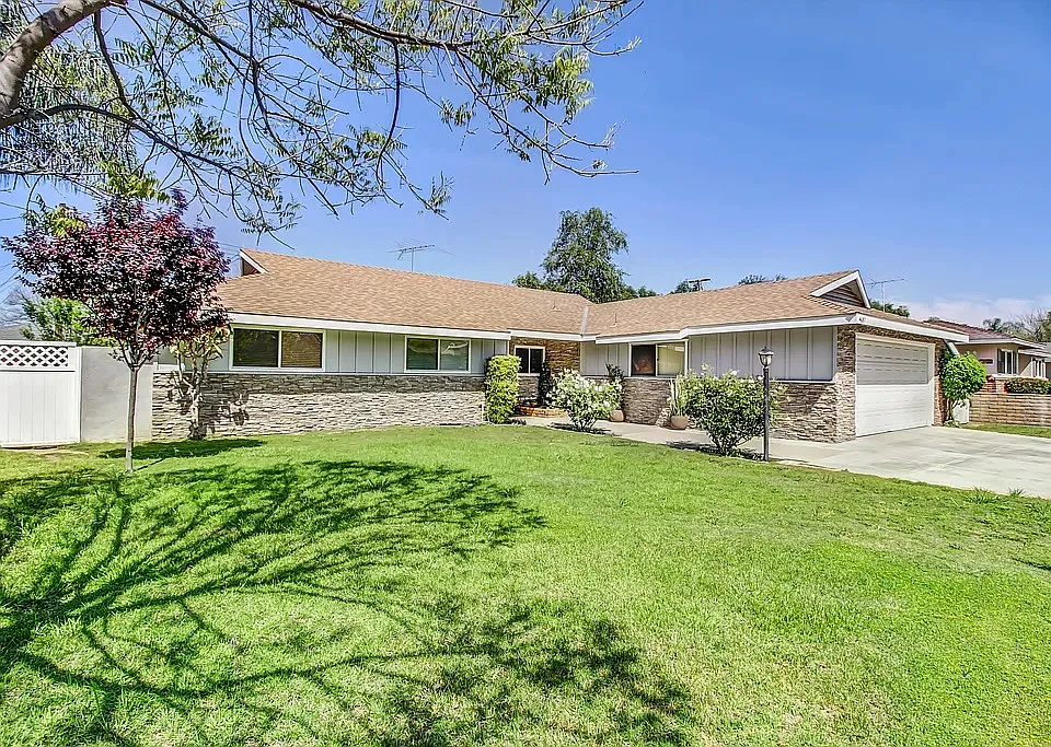 4687 Edgewood Pl