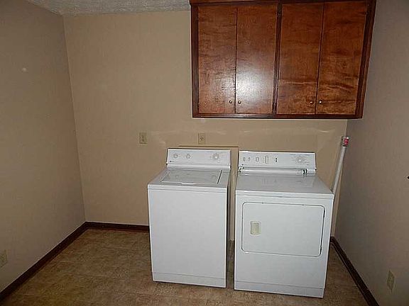 5th image of 2904 Thornridge Dr