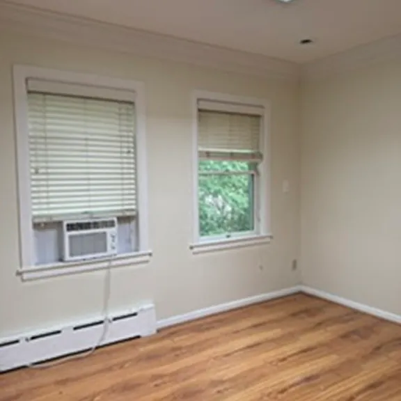 1807 Lovering Ave — Photo 7