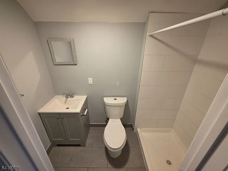 245 Marshall St #2 — Photo 9