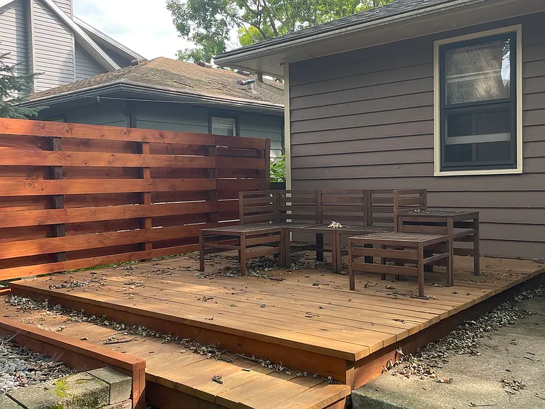 608 Chapman St — Photo 34