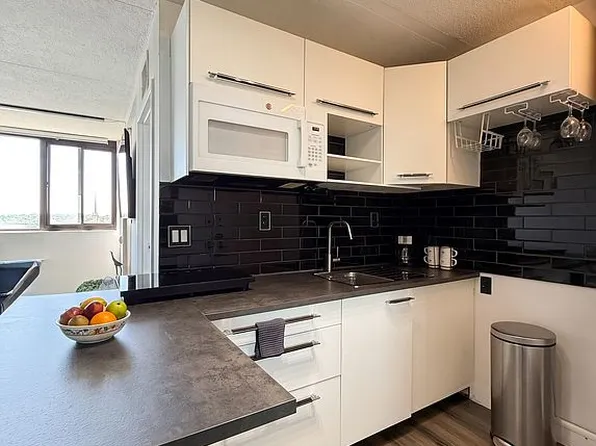 60 Strawberry Hill Ave Unit 916, Stamford, CT 06902