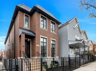 2447 N Greenview Ave, Chicago, IL 60614