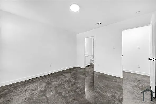728 King Ave — Photo 13