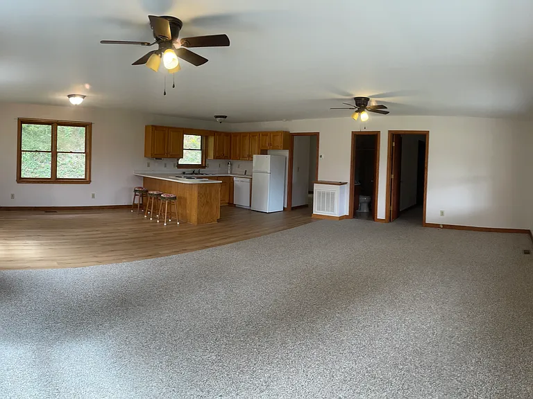 752 Meadow Brook Ln — Photo 22