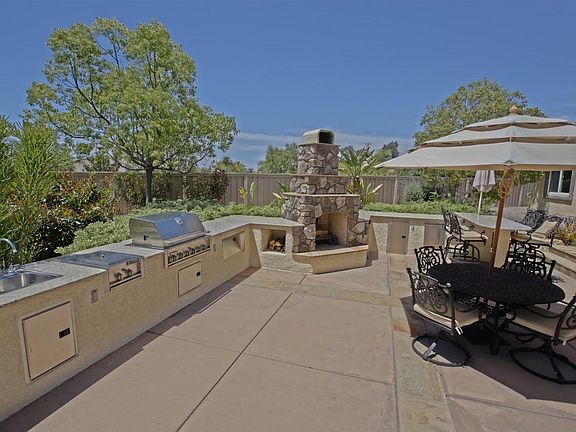 5th image of 719 California Oak Dr