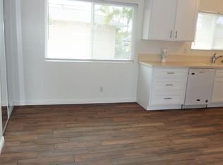 402 Portland Cir, Huntington Beach, CA 92648