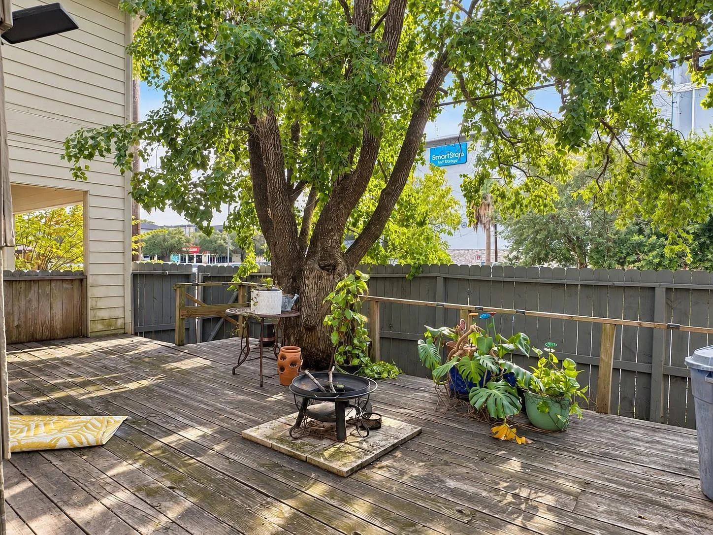 2 bed, 2.0 bath, 1000 sqft, $2,100 — Photo 2