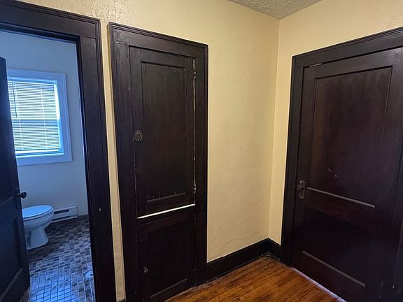 4th image of 222 N 5th St APT 203