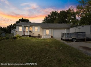 911 Gould Rd, Lansing, MI 48917