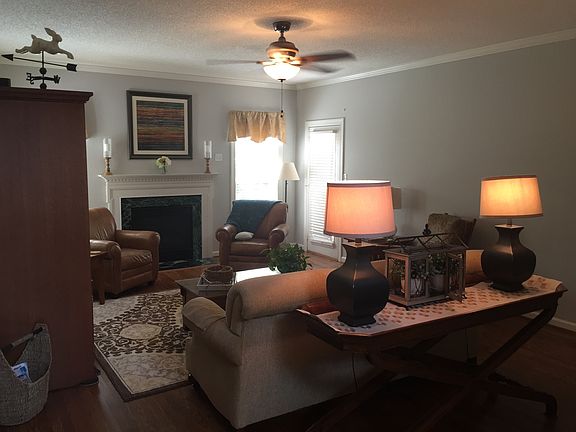 3rd image of 4609 Old Stone Ln