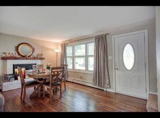 910 S Norbury Ave, Lombard, IL 60148