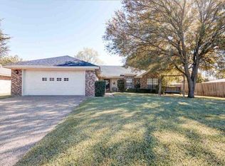303 Confederate Dr, Lorena, TX 76655