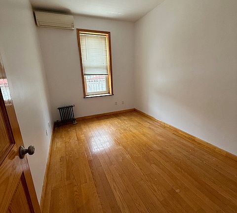 4th image of 1016 62nd St Floor 1
