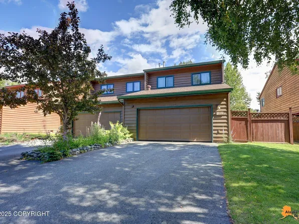 1823 Beaver Pl, Anchorage, AK 99504