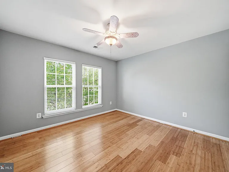 13131 Clarksburg Square Rd — Photo 32