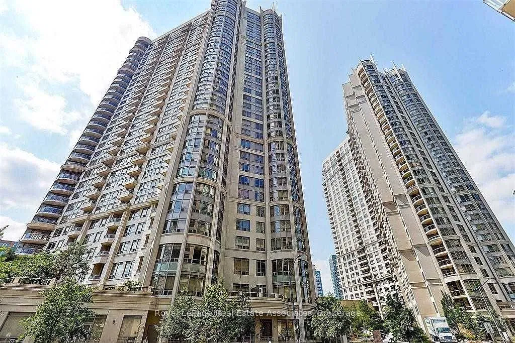 3 bed, $3,700 — Photo 1