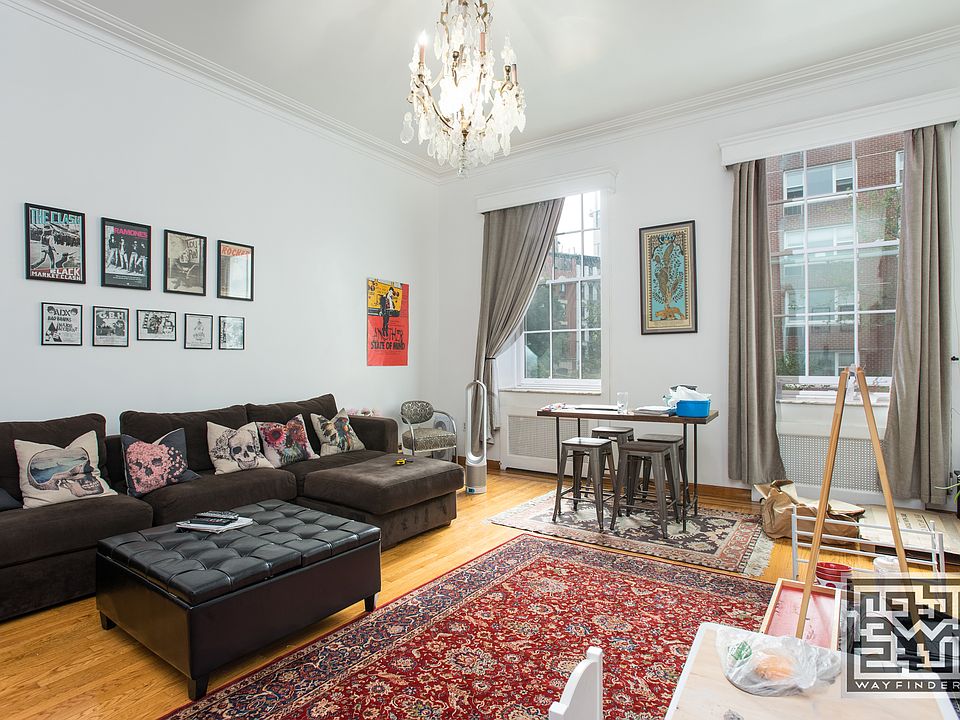 1st image of 9 Charlton St APT 6