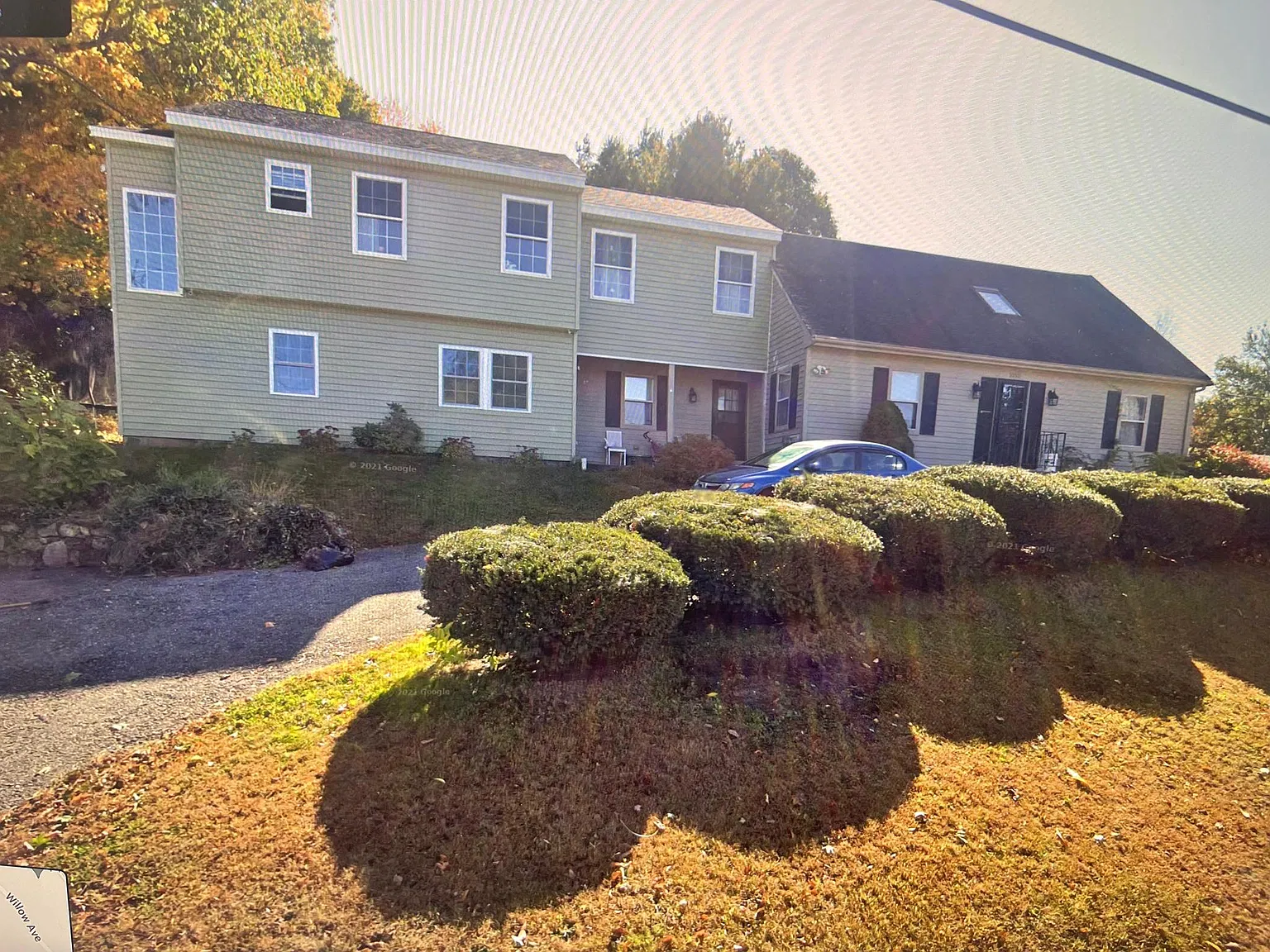 4 bed, 2160 sqft, $3,900 — Photo 2