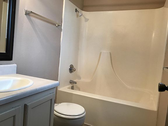 3rd image of 229 State St APT D