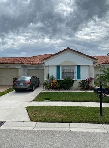 1st image of 15427 Watershore Ln