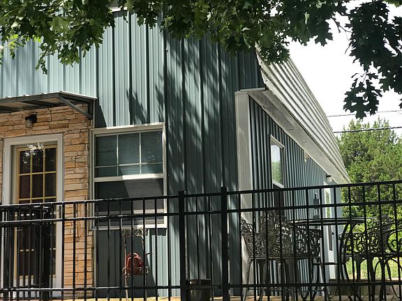 5th image of 134 Poison Ivy Ln