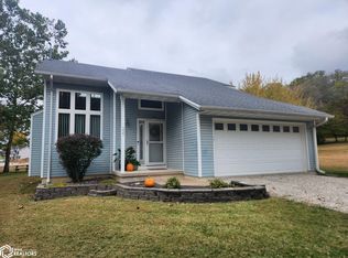 221 Vica Ln, Fort Madison, IA 52627