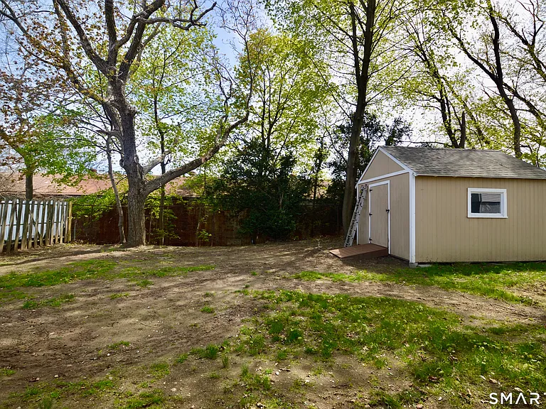 314 Knowlton St — Photo 26