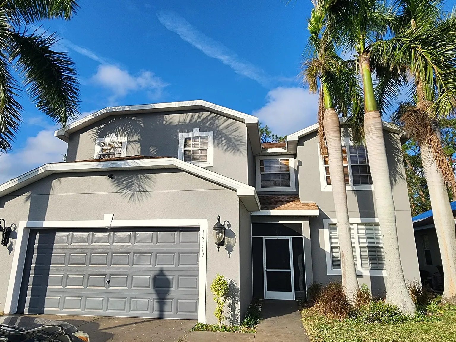 5 bed, 2700 sqft, $3,200 — Photo 2