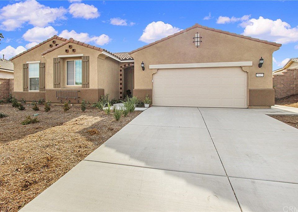 1st image of 28429 Coral Dune Dr