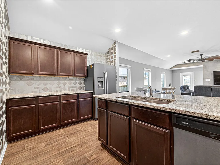 40347 Blossom Valley Ln — Photo 13