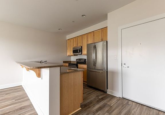 5th image of 26 New Derby St #306F