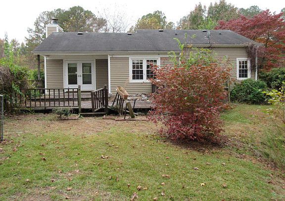 2nd image of 913 Beechwood Dr